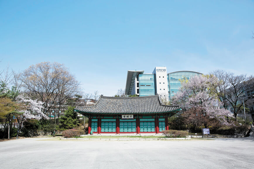 Top 5 Most Beautiful Korean University Campus uBitto